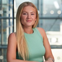 Phoenix Specialty Employee Elyse Gateson's profile photo