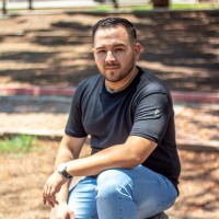 Moisés Martinez Email