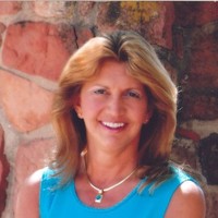 Amore Realty Employee Lynn Kirchner's profile photo