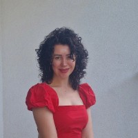 Iryna Yarega Email