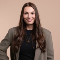 Laura Niemann Email