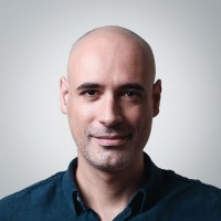 Thiago Fernandes Email & Phone Number