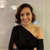 İrem Coşar Email