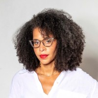 Email e telefono di Loira Limbal