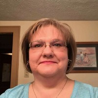 Custom Movers Services Employee Kellie Blair's profile photo