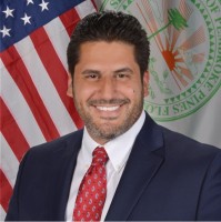 Mike Hernández Email & Phone Number