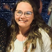 Makenzi Email & Phone Number