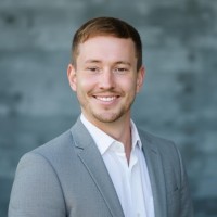 Lukas Neuffer Email