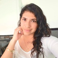 Karina Gamarra Email