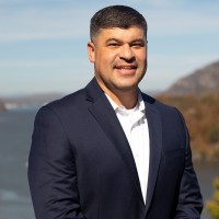 Wells Fargo Employee Rob Santamaria's profile photo