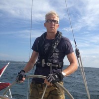 Henrik Larsen Email