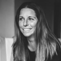 Sian Llewellyn Email