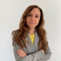 Lara Basso Email