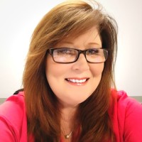Encompass Elements Employee Lori McCool's profile photo