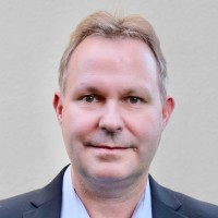 Thomas Schauer Email