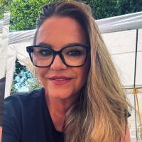 Anna Jonas Email & Phone Number
