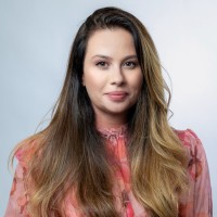 Cecilia Cavazani Email