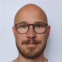 Frank Große Email