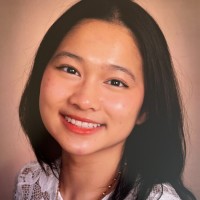 Stanford University Employee Julia Vu's profile photo