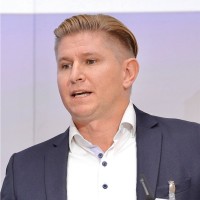 Florian Forster Email
