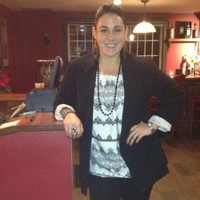 Rovezzis Restaurant Employee Laurie Sutherland's profile photo