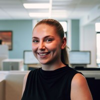 Helena Bøthun Email