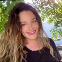 Central Vapors Employee Emma Yglesias's profile photo