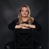 Earth's Own Food Company Employee Lisa Monette's profile photo