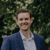 Finn Grund Email