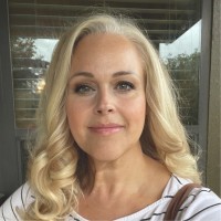 Canva Employee Jen Campbell's profile photo