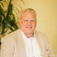 Email e telefono di James Hickey