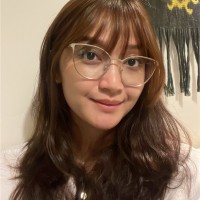 Devis Putri Email