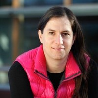 Julia Ehrt Email