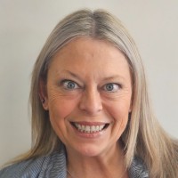 Emma O'Connell Email & Phone Number