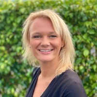 L.E.K. Consulting Employee Claire Davies's profile photo