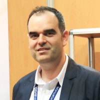 Saul Gonçalves Email