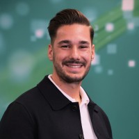 Lukas Werner Email