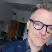 Karl Sämann Email