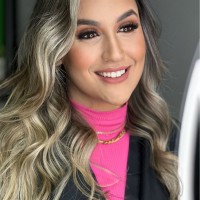 Moncloa Employee Suellem Nogueira's profile photo