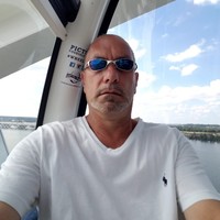 Pinnacle Communications Employee Ben Moura's profile photo