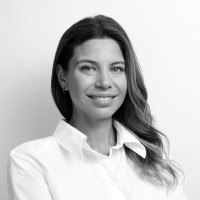 Irem Kaynarca Email