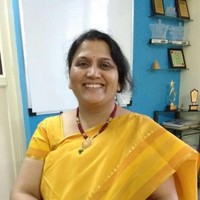 Renascent Wealth Employee Anita Tandale's profile photo