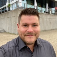 Dominik Mueller Email & Phone Number