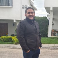 Storetasker Employee Hugo Robles's profile photo