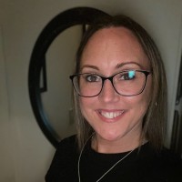 Lynn Molina Email & Phone Number