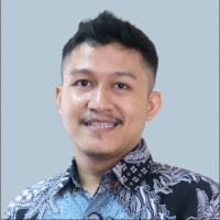 Risky Saputra Email