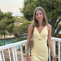 Karen Millen Employee Alannah Green's profile photo