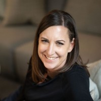 Perform Properties Employee Julie Kelly's profile photo