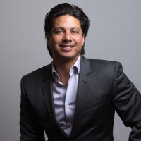 bebe stores Employee Gary Bosch's profile photo