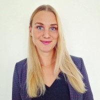 Julia Bach Email